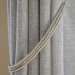Ösenschals | Schlaufenschals | Gerster Collection Raffhalter